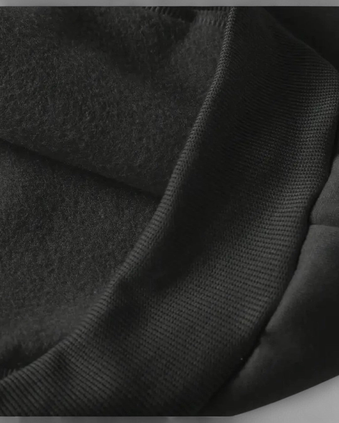 Elina | Collegepaita