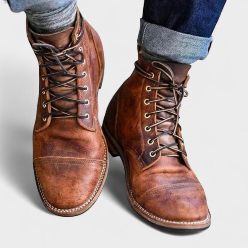 Julian™ | Klassiset nahkasaappaat