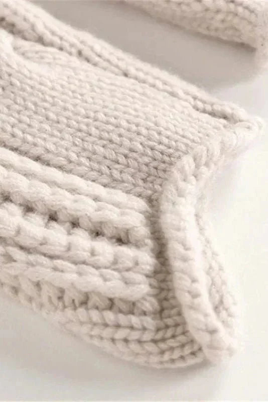 Ksenia | Köysineule