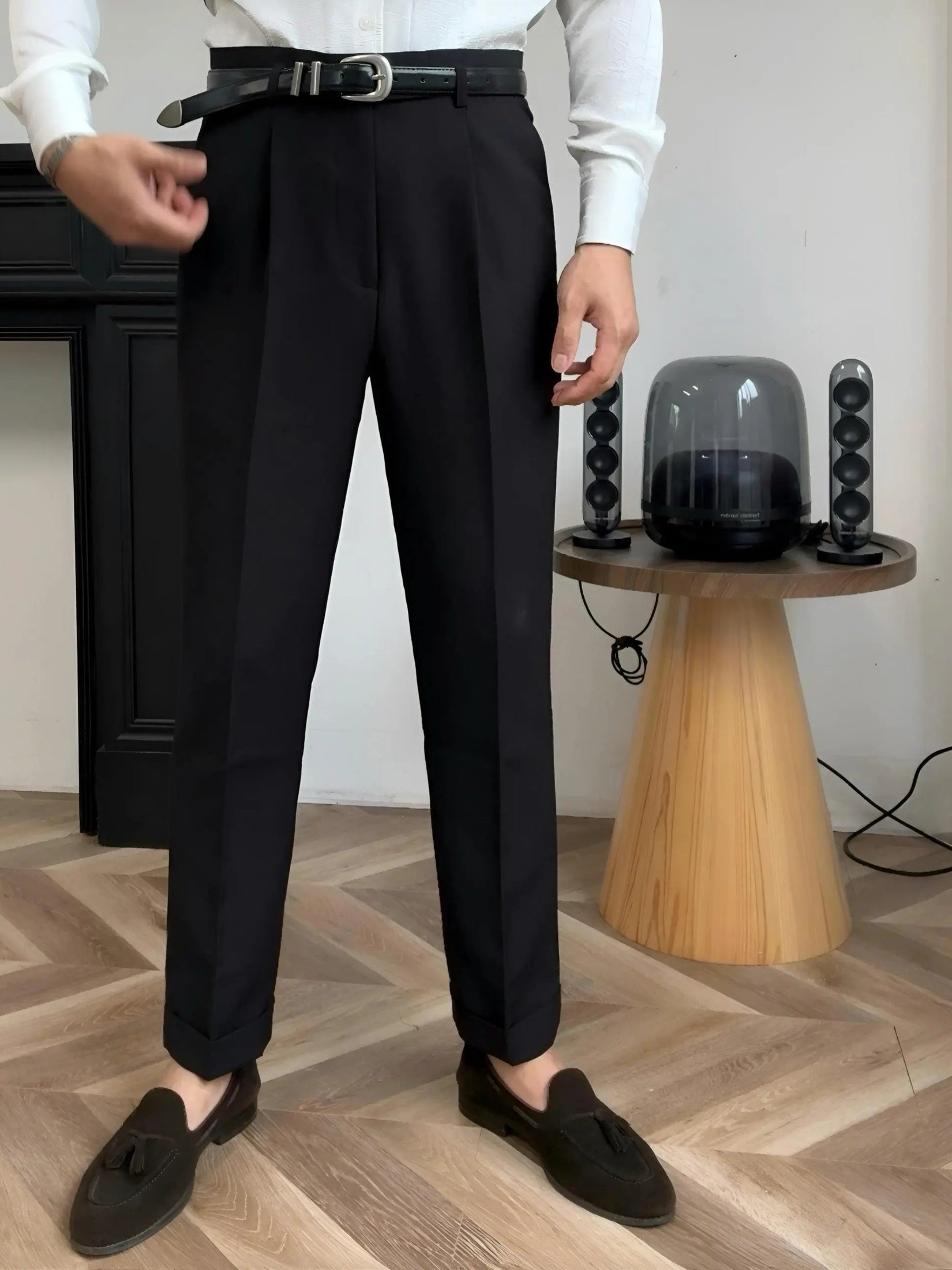 Patrick™ | Hollywood-housut vyöllä