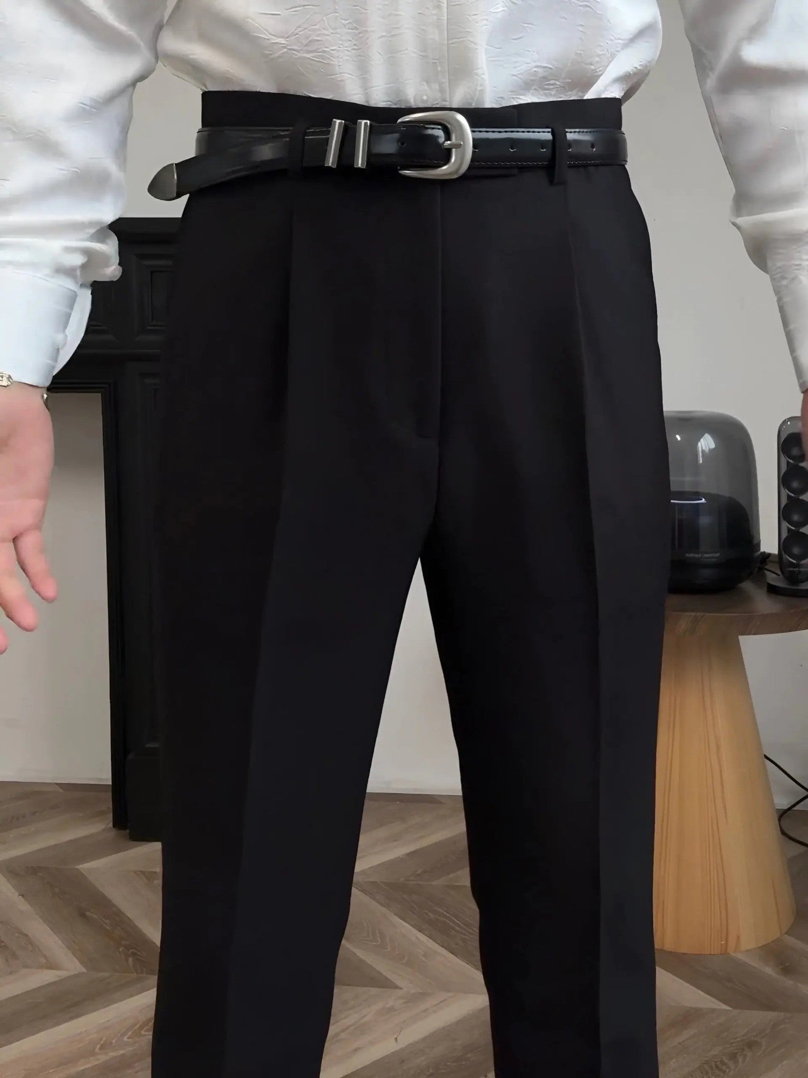 Patrick™ | Hollywood-housut vyöllä