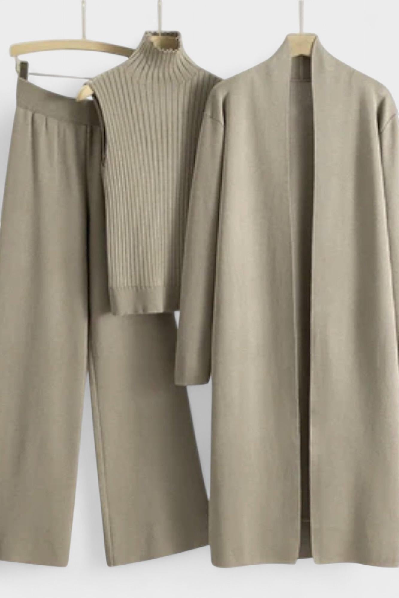 Stine | Ribattu Neuleyhdistelmä