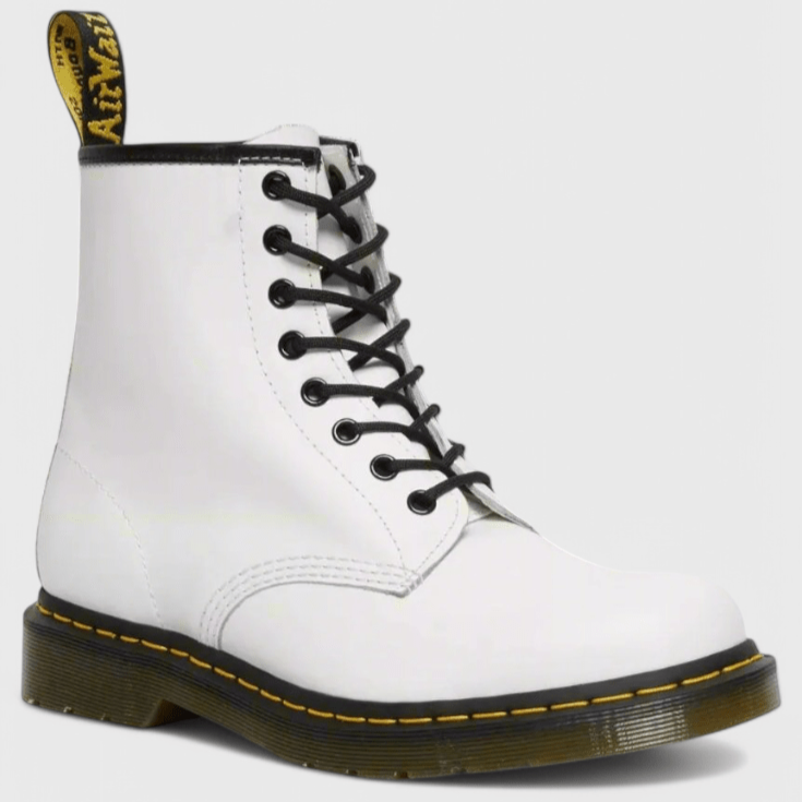 Sara | Korkeat saappaat